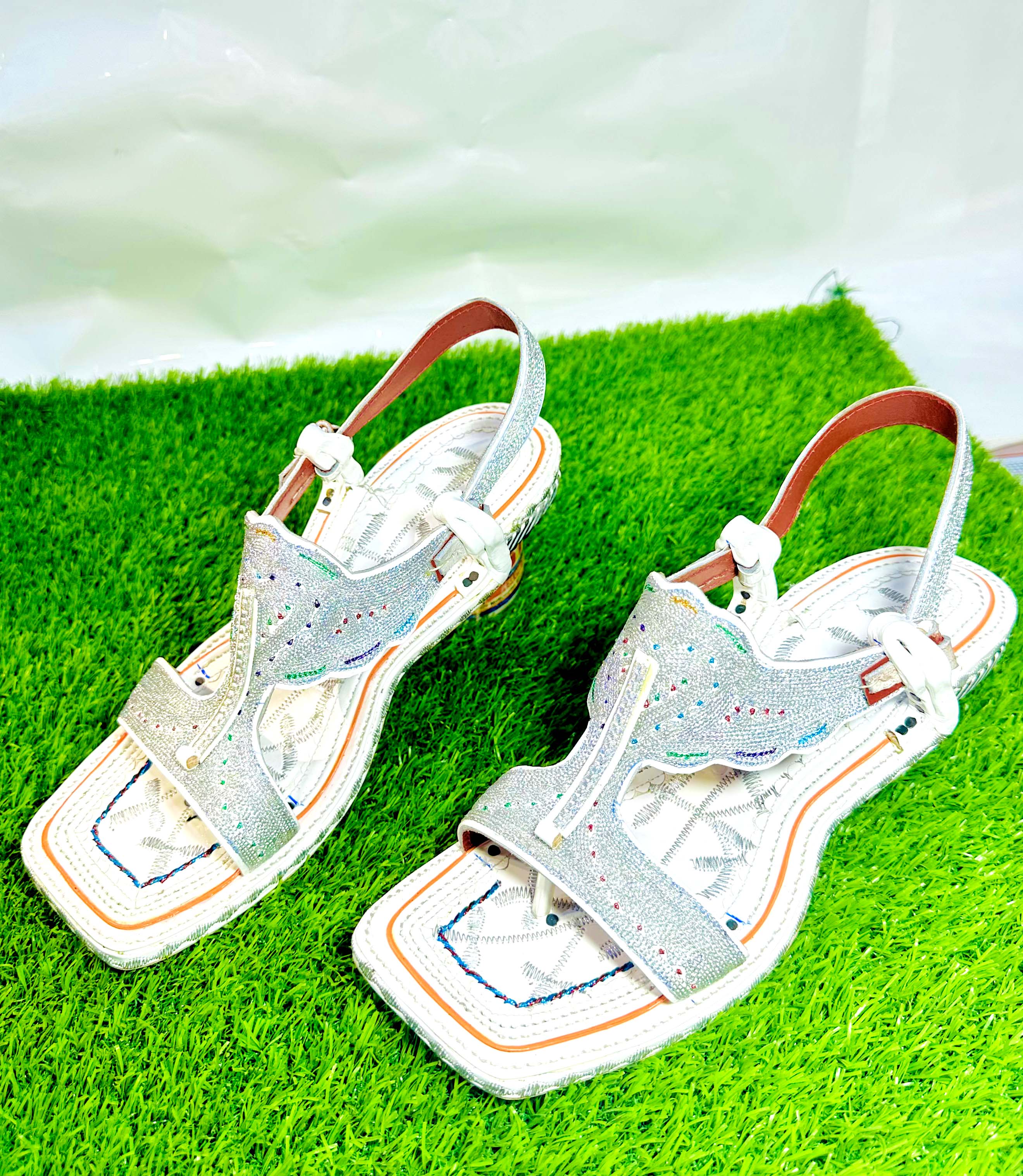 Fully Handmade Original  100% Leather ( White Zari Chapal )