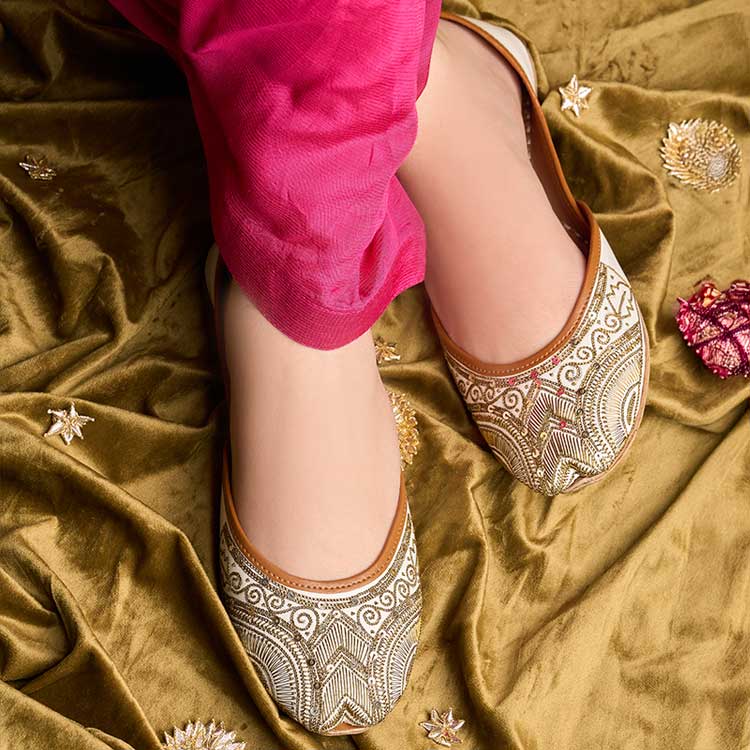 Raaniya (White) - Dazzle by Sarah