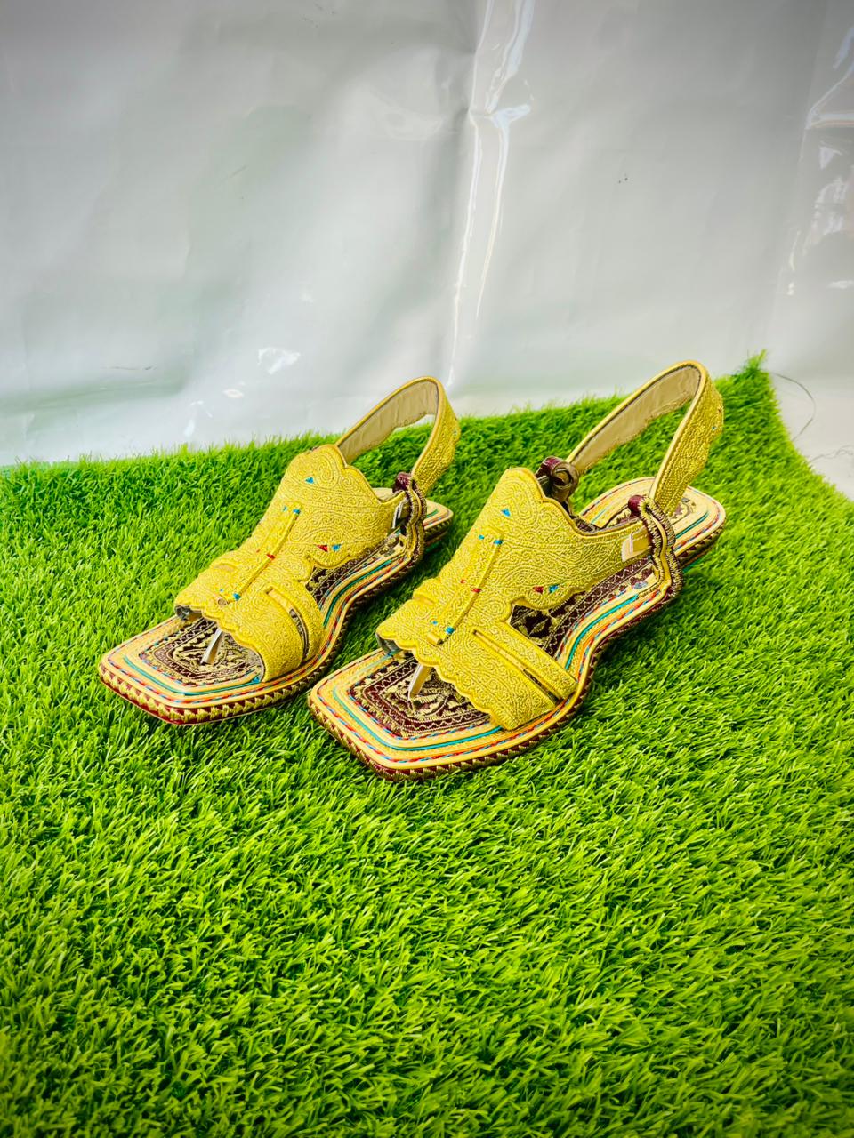 100% Pure Leather Handmade (CR Golden Zari Chapal)