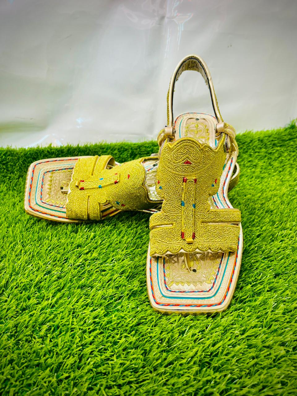 100% Pure Leather Handmade (CR Boshki  Zari Chapal)