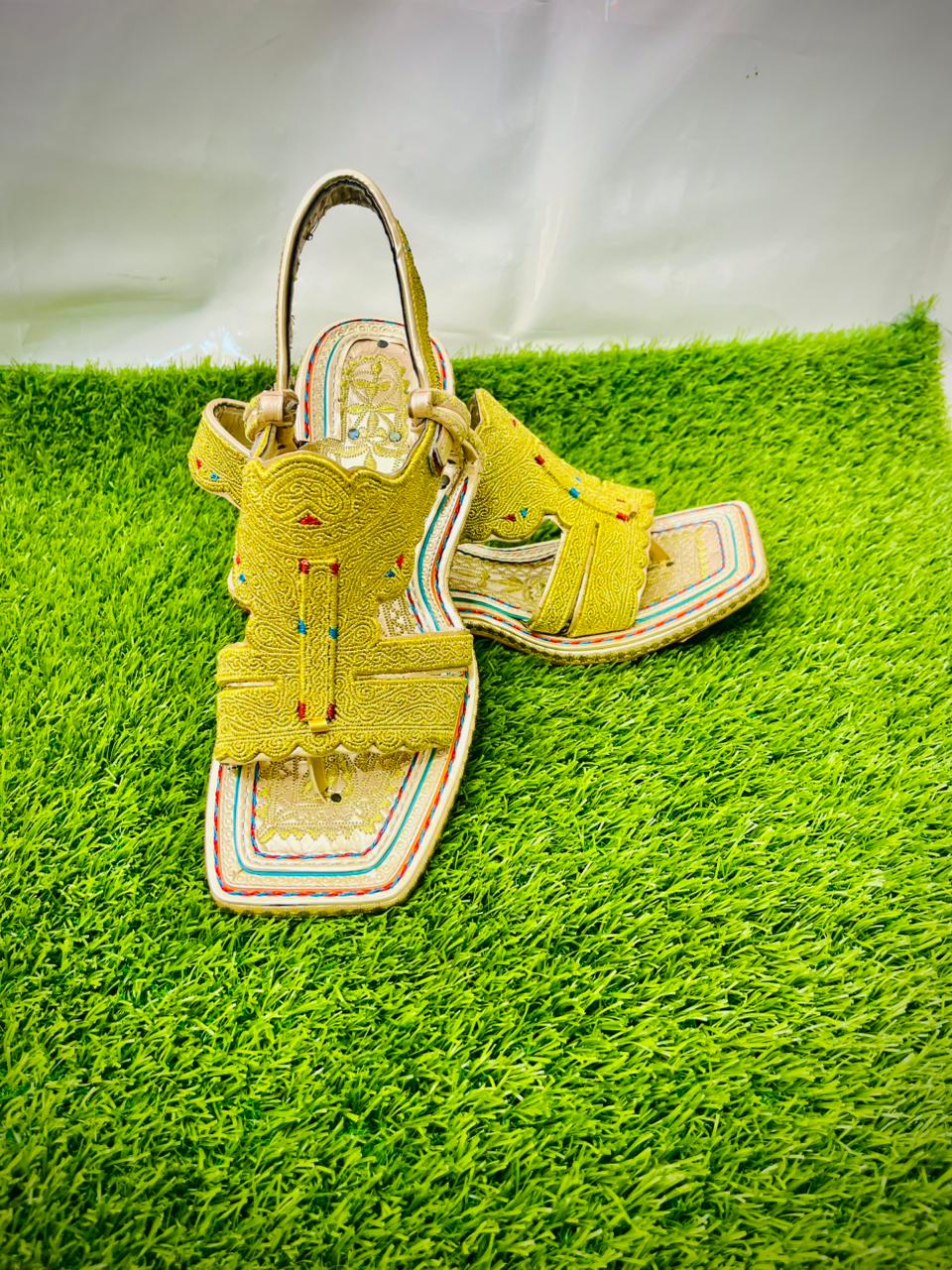 100% Pure Leather Handmade (CR Boshki  Zari Chapal)