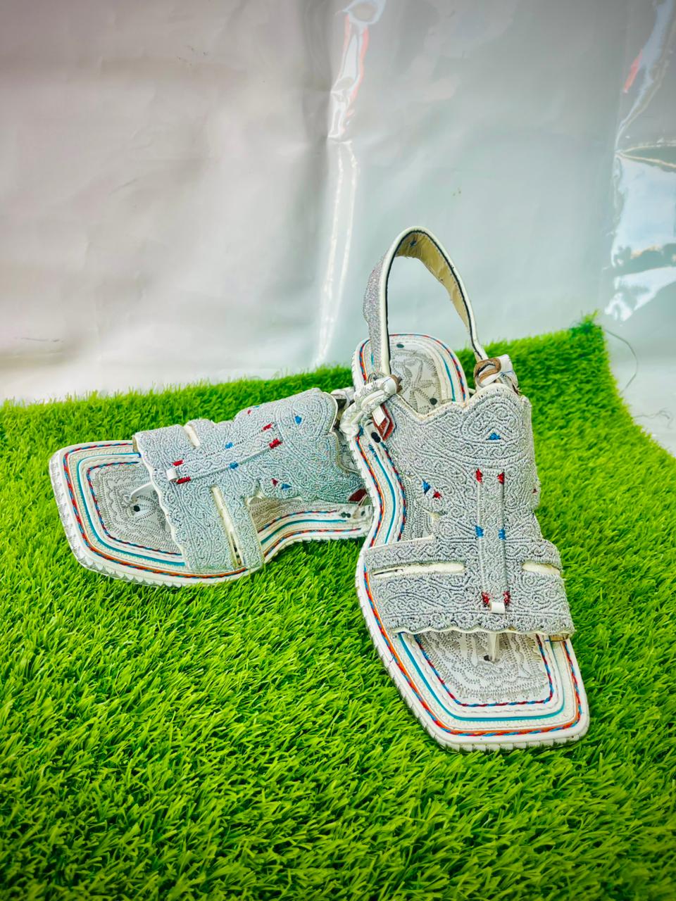 100% Pure Leather Handmade (CR White Zari Chapal)
