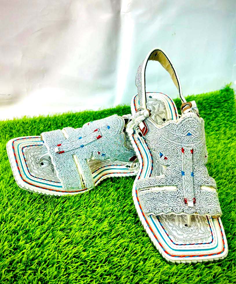 100% Pure Leather Handmade (CR White Zari Chapal)
